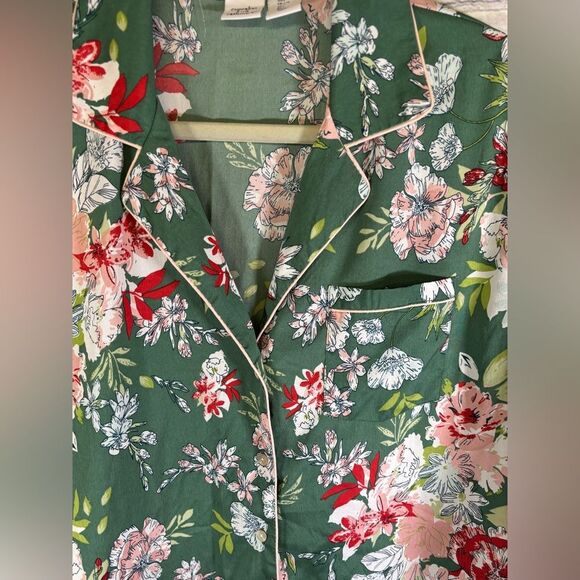 Cupcakes & Cashmere Red Green Tropical Holiday Comfy Floral Pajama Nightshirt L - Picture 3 of 10